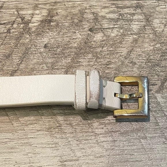 Tory Burch Light Oak & Rose Gold Fitbit Fret Double Wrap Bracelet - Picture 5 of 13